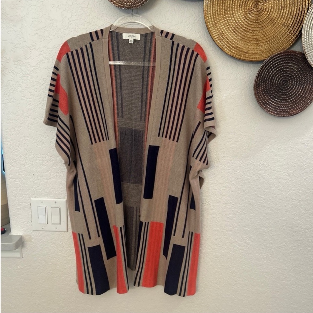 Umgee Cardigan With Geometric Print Size Large